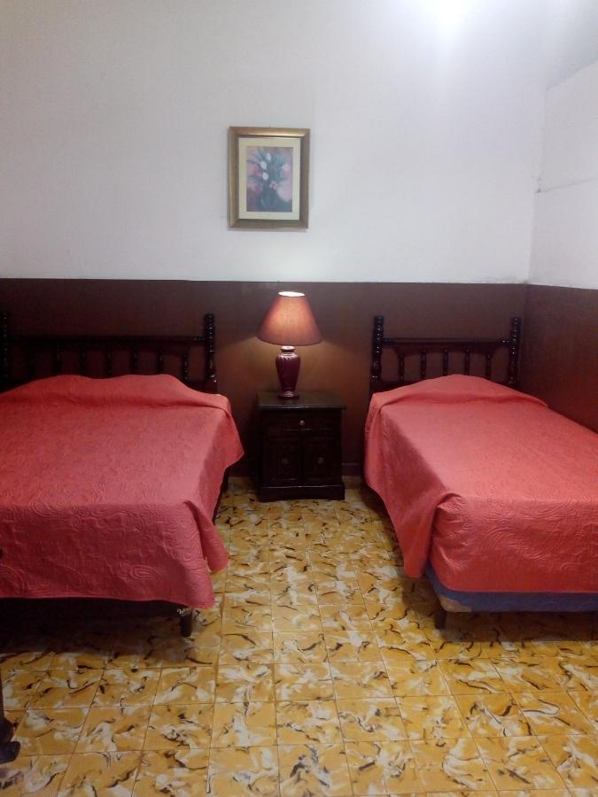 Hotel Spring Гватемала Экстерьер фото